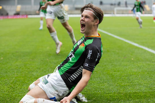 GAIS Axel Henriksson jublar