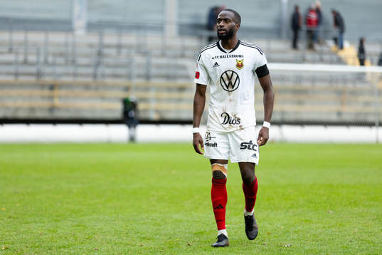 Östersunds Mansour Sinyan deppar