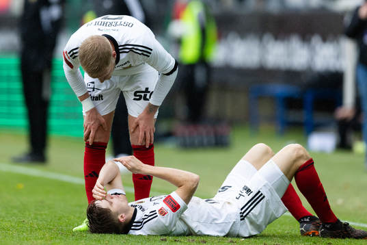 Östersunds Jakob Hedenquist liggande