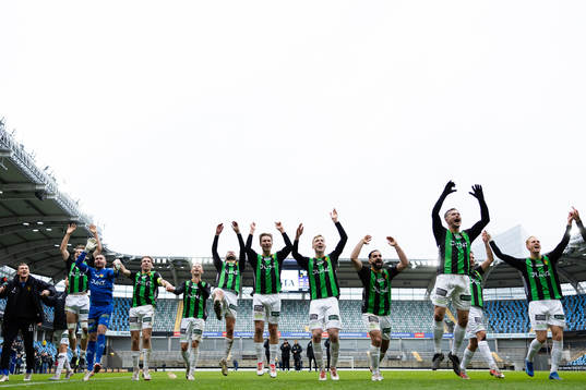 GAIS spelare jublar
