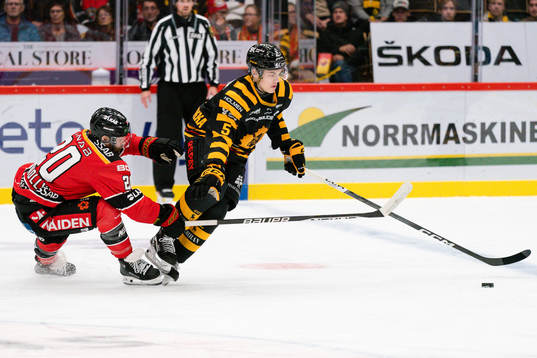 Luleås Jack Connolly och Skellefteås Axel Sandin Pellikka