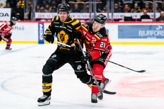 Skellefteås Max Lindholm och Luleås Juhani Tyrväinen