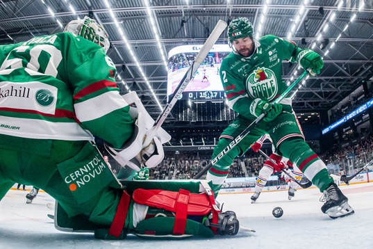 Rögles målvakt Petr Kvaca och Thomas Grégoire