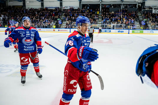 Oskarshamns Lukas Jasek jublar
