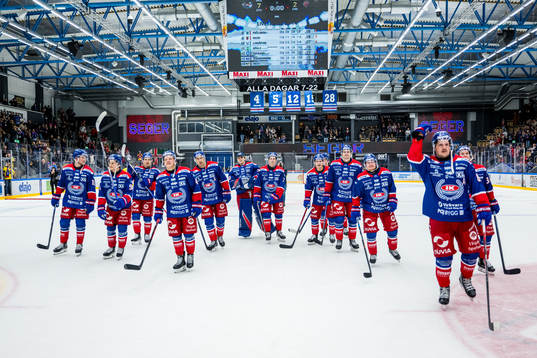 Oskarshamns spelare jublar