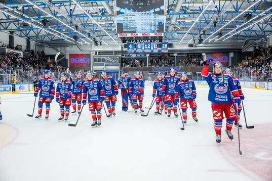 Oskarshamns spelare jublar
