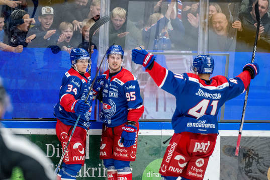 Oskarshamns Nick Olesen jublar
