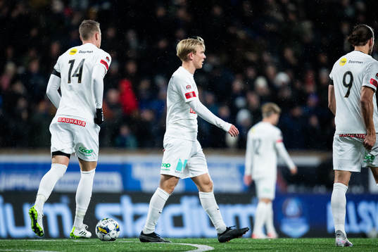 Brommapojkarnas Alexander Jensen deppar