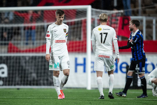 Brommapojkarnas Samuel Leach Holm deppar