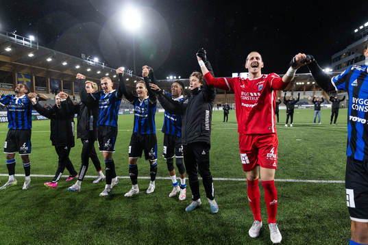 Sirius David Mitov Nilsson jublar