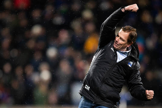 Sirius tränare Christer Mattiasson jublar