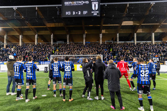 Sirius spelare jublar