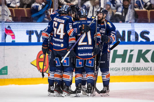 Växjös spelarna jublar