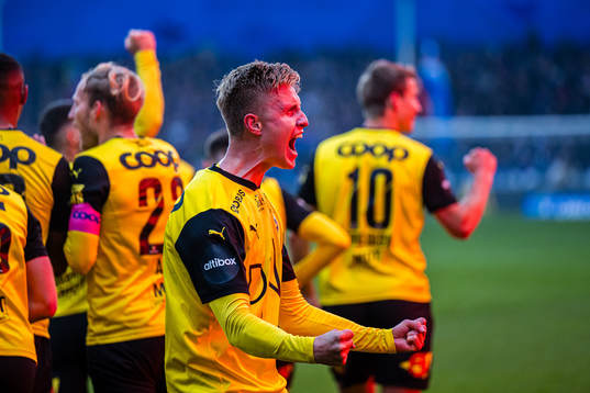 Martin Ove Roseth of Lillestrøm celebrates