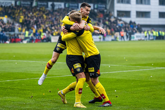 Martin Ove Roseth of Lillestrøm celebrates