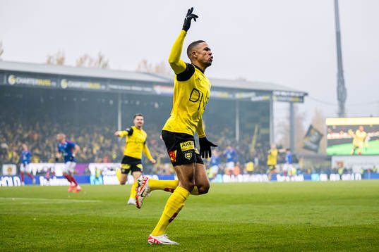 Mathis Gazoa Kippersund Bolly of Lillestrøm celebrates