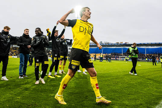 Thomas Lehne Olsen of Lillestrøm celebrates