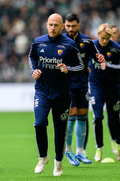 Djurgårdens Magnus Eriksson innan fotbollsmatchen i