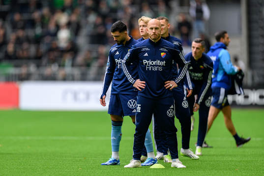 Djurgårdens Magnus Eriksson innan fotbollsmatchen i