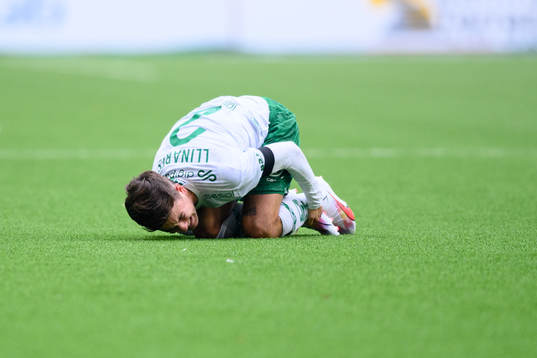 Hammarbys Marc Llinares Barragan har ont