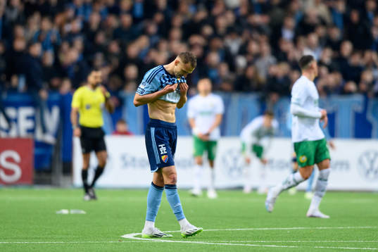 Djurgårdens Piotr Johansson deppar