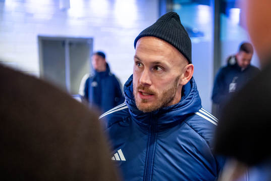 Djurgårdens Magnus Eriksson i mixade zonen