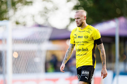 Mjällbys Adam Ståhl deppar