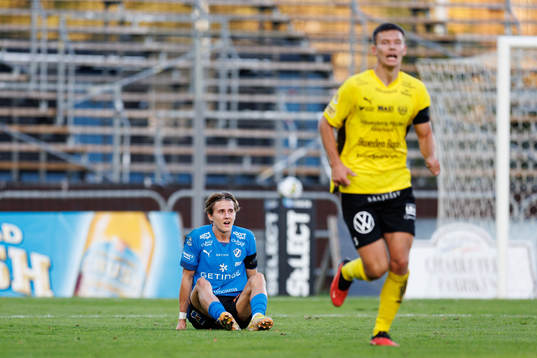 Halmstads Erik Ahlstrand deppar