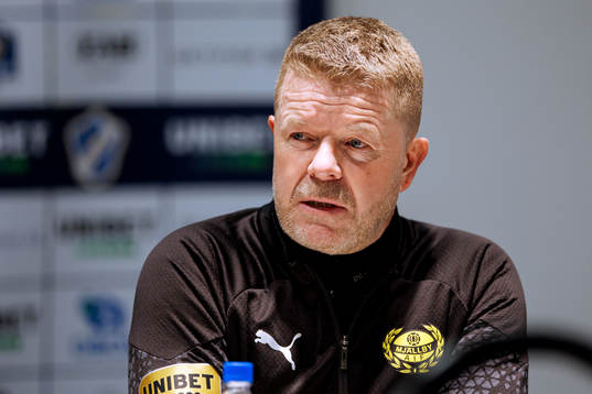 Mjällbys tränare Anders Torstensson på presskonferensen
