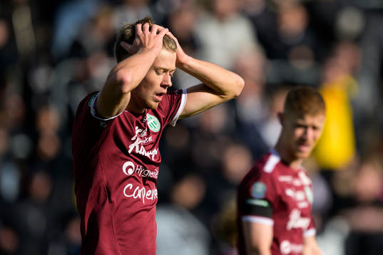 Västerås SKs Patric Åslund deppar