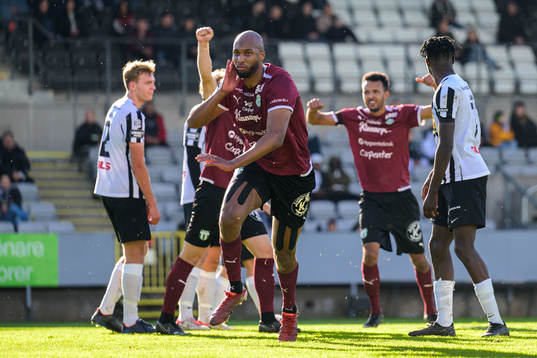 Västerås SKs Jabir Abdihakim Ali jublar
