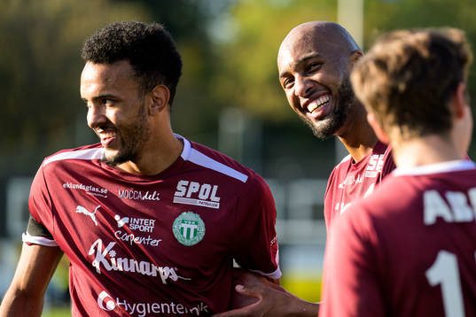 Västerås SKs Jabir Abdihakim Ali jublar