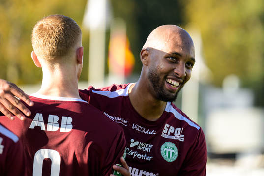 Västerås SKs Jabir Abdihakim Ali jublar