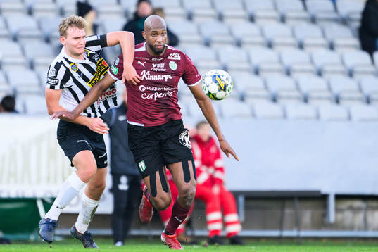 Landskronas Melker Jonsson och Västerås SKs Jabir