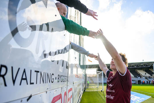 Västerås SKs Herman Magnusson jublar