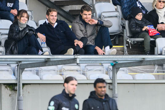 Landskronas Erik Hedenquist på läktaren
