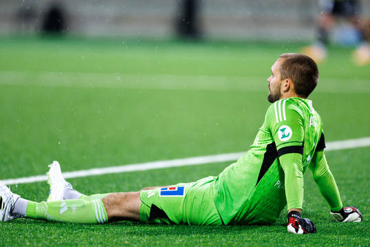 IFK Norrköpings målvakt Oscar Jansson deppar