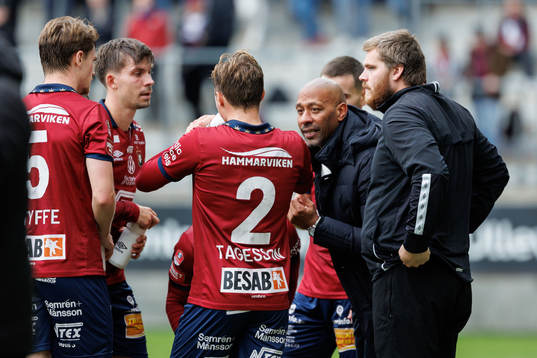 Örgrytes tränare Jeffrey Aubynn