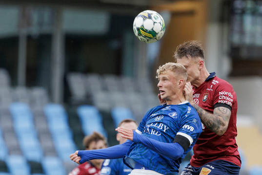 Trelleborgs Liam Olausson och Örgrytes Marcus Haglind