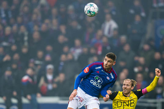 Andrej Ilic of Vålerenga and Gjermund Åsen of Lillestrøm