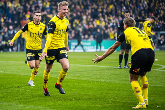 Martin Ove Roseth of Lillestrøm celebrates