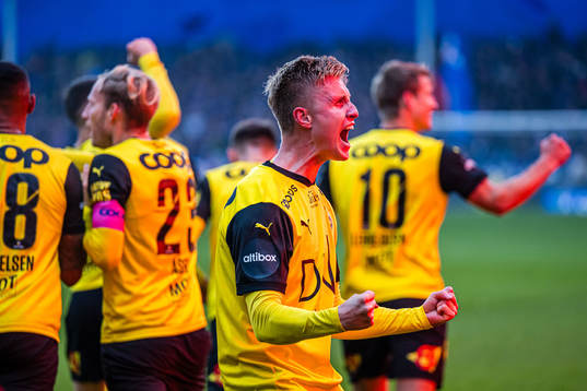 Martin Ove Roseth of Lillestrøm celebrates