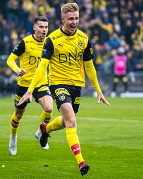 Martin Ove Roseth of Lillestrøm celebrates