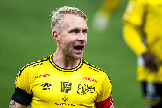 Elfsborgs Johan Larsson jublar