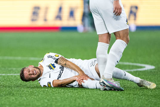 AIKs Anton Salétros har ont
