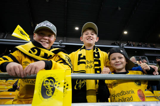 Elfsborgs supportrar på läktaren