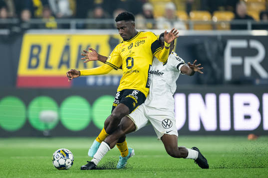 Elfsborgs Michael Baidoo och AIKs Erick Otieno