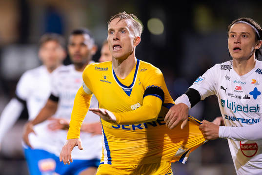 IFK Göteborgs Oscar Wendt och Värnamos Simon Thern