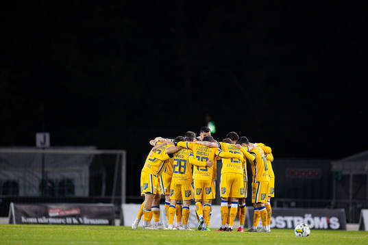 IFK Göteborgs spelare före andra halvlek