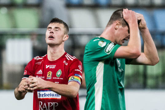 Skövde AIKs Filip Schyberg och Jönköpings Södras